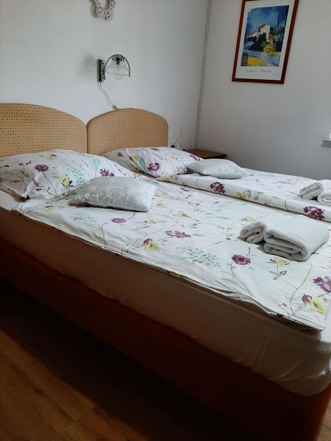 ホテルApartmaji, Sobe - Obzidje ピラン エクステリア 写真